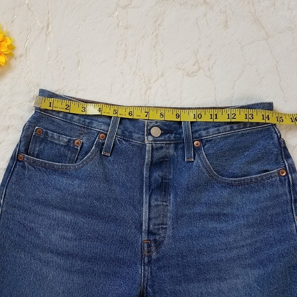 Levi's Denim Shorts - Picture 4 of 10